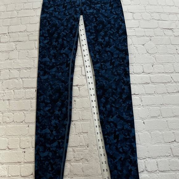 Lululemon full length leggings size 6 - Picture 5 of 7